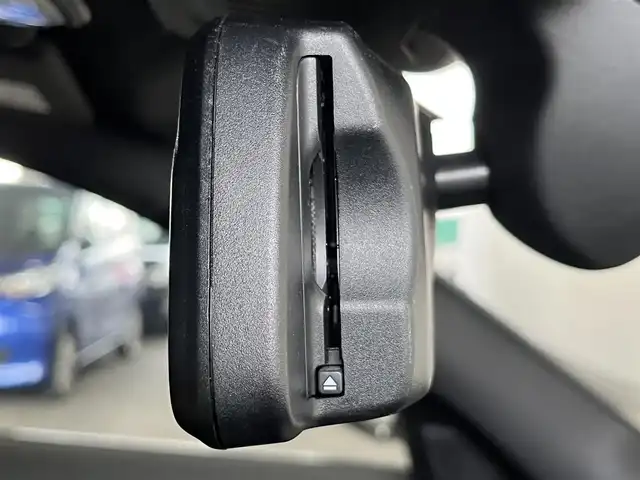 ＢＭＷ ３２０ｄ xDrive Mスポーツ 山形県 2020(令2)年 4.2万km アルピンホワイトⅢ コンフォートパッケージ/　パワーバックドア/　ストレージパッケージ/　　(TYPE-C対応USB/トランク内収納ネット)/10.25インチナビ付インフォメーションディスプレイ/　 (AppleCarPlay対応)/ユピテル３６０度ドラレコ/ＥＴＣ２．０/全周囲カメラ/追従型クルーズコントロール/ブラインドスポットモニター/半革シート（シートヒーター付）/前席パワーシート/Ｍスポーツ１８インチＡＷ
