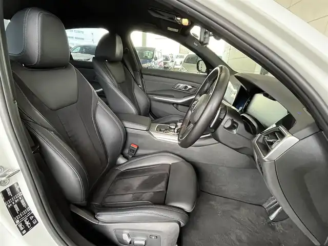 ＢＭＷ ３２０ｄ xDrive Mスポーツ 山形県 2020(令2)年 4.2万km アルピンホワイトⅢ コンフォートパッケージ/　パワーバックドア/　ストレージパッケージ/　　(TYPE-C対応USB/トランク内収納ネット)/10.25インチナビ付インフォメーションディスプレイ/　 (AppleCarPlay対応)/ユピテル３６０度ドラレコ/ＥＴＣ２．０/全周囲カメラ/追従型クルーズコントロール/ブラインドスポットモニター/半革シート（シートヒーター付）/前席パワーシート/Ｍスポーツ１８インチＡＷ