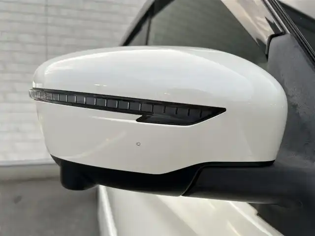 日産 セレナ ハイウェイスター 福岡県 2017(平29)年 6.2万km ブリリアントホワイトパール 純正10型SDナビ(フルセグTV/CD/DVD/BT)アラウンドビューモニター後席フリップダウンモニターエマージェンシーブレーキコーナーセンサー両側パワスラパーキングアシストドラレコETCUSBポート純正LEDヘッドライトスマートキープッシュスタート