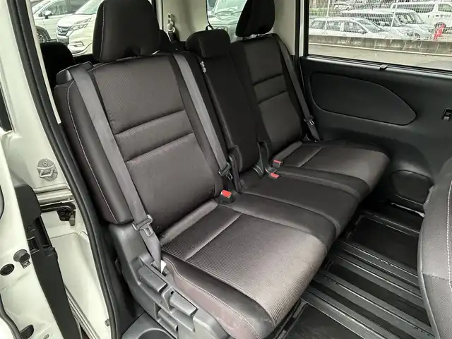 日産 セレナ ハイウェイスター 福岡県 2017(平29)年 6.2万km ブリリアントホワイトパール 純正10型SDナビ(フルセグTV/CD/DVD/BT)アラウンドビューモニター後席フリップダウンモニターエマージェンシーブレーキコーナーセンサー両側パワスラパーキングアシストドラレコETCUSBポート純正LEDヘッドライトスマートキープッシュスタート