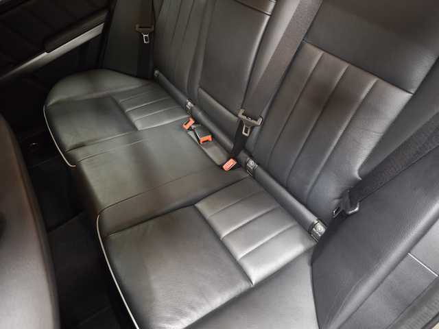 メルセデス・ベンツ ＧＬＫ３５０ 4MATIC Bエフィシェンシー 群馬県 2013(平25)年 5.8万km グレー AMGエクスクルーシブパッケージ/コンフォートパッケージ/黒革シート/メモリ付きパワーシート/シートヒーター/サンルーフ/全方位カメラ/パワーバックドア/社外レーダー/ドラレコ