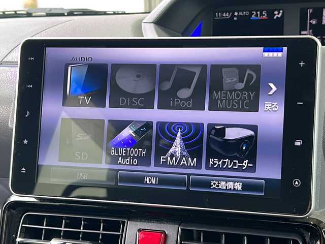 ダイハツ タント カスタム X 静岡県 2019(令1)年 3.7万km レーザーブルークリスタルシャイン 【安全装備】/スマートアシスト/衝突回避・軽減ブレーキ機能 /（車速約4km/hから80km/h間時警報アラーム喚起作動/（前車相対速度約30km/h未満時衝突回避機能作動）/（前車相対速度約30km/hから80km/h時衝突軽減ブレーキ作動）/（対歩行者：車速約30km/h未満時回避機能作動、50km/h未満時軽減機能作動）/誤発進抑制機能（障害物検知範囲前方4m以内・後方3m以内）/車線逸脱警報＆逸脱抑制制御（作動車速：約60km/h以上時）/先行車発進お知らせ機能/進入禁止標識認識機能/【主要装備】/純正ナビ　/前後ドライブレコーダー　/バックカメラ　/ビルトインＥＴＣ車載器　/両側パワースライドドア　/シートヒーター　/プッシュスタート　/スマートキー　/アイドリングストップ　/オートライト