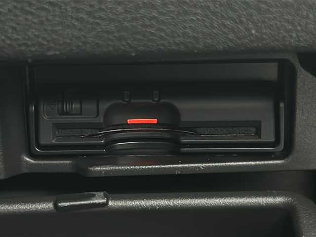 日産 セレナ ニスモ 宮城県 2018(平30)年 4.7万km ブリリアントホワイトパール 禁煙車/プロパイロット/エマージェンシーブレーキ/車線逸脱警報/コーナーセンサー/純正フリップダウン/純正9型ナビ/CD.DVD.SD.BT/フルセグTV/バックモニター/両側パワースライド/ビルトインETC/純正ドライブレコーダー/LEDヘッドライト/電動パーキングブレーキ/アイドリングストップ/横滑り防止機能/ステアリングスイッチ/プッシュスタート/スマートキー/社外１７インチAW/純正フロアマット/ロールサンシェード/シートバックテーブル