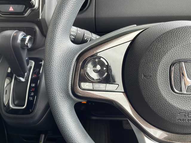 ホンダ Ｎ ＢＯＸ カスタム G L ホンダセンシング 愛知県 2018(平30)年 5.9万km プラチナホワイトパール ホンダセンシング/衝突被害軽減ブレーキ/社外7インチSD（ナビあり）/両側パワースライドドア/クルーズコントロール/コーナーセンサー/純正アルミホイール/LEDヘッドライト/オートマチックハイビーム/ドライブレコーダー/ETC/ステアリングスイッチ/スマートキー/プッシュスタート