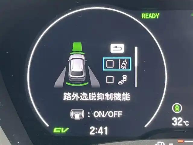 ホンダ ヴェゼル ハイブリッド e:HEV Z 東京都 2024(令6)年 0.6万km サンドカーキパール 純正コネクトナビ/バックモニター/衝突被害軽減/路外逸脱抑制/アダプティブクルーズコントロール/ソナー/ＥＴＣ/シートヒーター/ステアリングスイッチ/横滑り防止措置/スマートキー/電動リアゲート