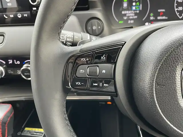 ホンダ ヴェゼル ハイブリッド e:HEV Z 東京都 2024(令6)年 0.6万km サンドカーキパール 純正コネクトナビ/バックモニター/衝突被害軽減/路外逸脱抑制/アダプティブクルーズコントロール/ソナー/ＥＴＣ/シートヒーター/ステアリングスイッチ/横滑り防止措置/スマートキー/電動リアゲート