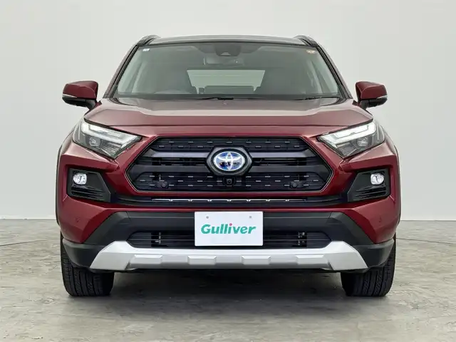 トヨタ ＲＡＶ４ ハイブリッド アドベンチャー 埼玉県 2024(令6)年 2.5万km センシュアルレッドマイカ Toyota Safety Sense/パノラマルーフ/パノラミックビューモニター/10.5インチディスプレイオーディオ/【USB/Bluetooth/AppleCarPlay/AndroidAuto】/コネクティッドナビ/レザーシート/シートベンチレーション/シートヒーター/パワーシート/ステアリングヒーター/AC100Vコンセント/LEDオートライト/サイドエアバッグ/カーテンエアバッグ/ETC2.0