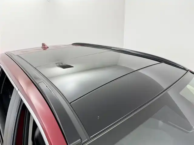 トヨタ ＲＡＶ４ ハイブリッド アドベンチャー 埼玉県 2024(令6)年 2.5万km センシュアルレッドマイカ Toyota Safety Sense/パノラマルーフ/パノラミックビューモニター/10.5インチディスプレイオーディオ/【USB/Bluetooth/AppleCarPlay/AndroidAuto】/コネクティッドナビ/レザーシート/シートベンチレーション/シートヒーター/パワーシート/ステアリングヒーター/AC100Vコンセント/LEDオートライト/サイドエアバッグ/カーテンエアバッグ/ETC2.0