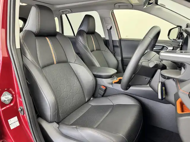 トヨタ ＲＡＶ４ ハイブリッド アドベンチャー 埼玉県 2024(令6)年 2.5万km センシュアルレッドマイカ Toyota Safety Sense/パノラマルーフ/パノラミックビューモニター/10.5インチディスプレイオーディオ/【USB/Bluetooth/AppleCarPlay/AndroidAuto】/コネクティッドナビ/レザーシート/シートベンチレーション/シートヒーター/パワーシート/ステアリングヒーター/AC100Vコンセント/LEDオートライト/サイドエアバッグ/カーテンエアバッグ/ETC2.0