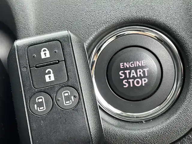 スズキ ソリオ HV MZ 茨城県 2024(令6)年 1.4万km スーパーブラックパール 純正ナビ/全周囲カメラ/フルセグ/HUD/衝突被害軽減ブレーキ/車線逸脱抑制装置/レーダークルーズコントロール/オートマチックハイビーム/クリアランスソナー/両側電動スライドドア/ETC/シートヒーター/純正15インチAW/LEDヘッドライト/スマートキー