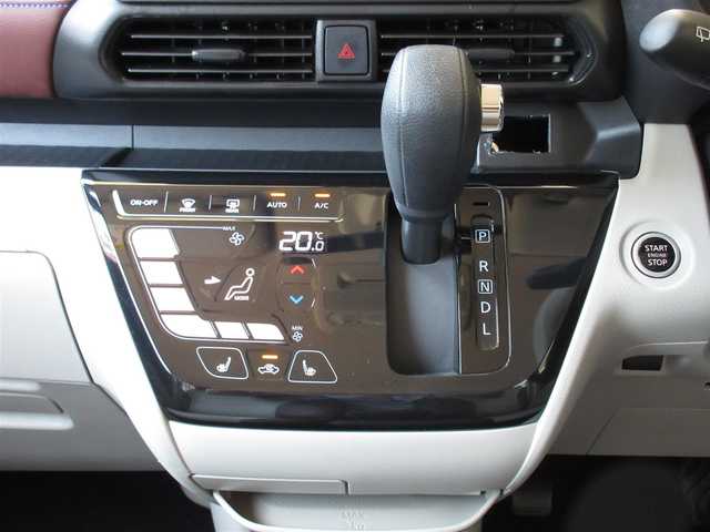 日産 ルークス オーテック 大阪府 2021(令3)年 2.9万km 茶Ⅱ メモリーナビ、フルセグＴＶ、ＣＤ、Ｂｌｕｅｔｏｏｔｈ/左ハンズフリーパワースライドドア/エマージェンシーブレーキ/アラウンドビューモニター/ハーフレザー調シート/前席シートヒーター/プッシュスタート/スマートキー/ＳＯＳコール/ロールサンシェード/シートバックテーブル/電動格納ウィンカーミラー/純正１４インチアルミホイール/プラズマクラスターリヤシーリングファン