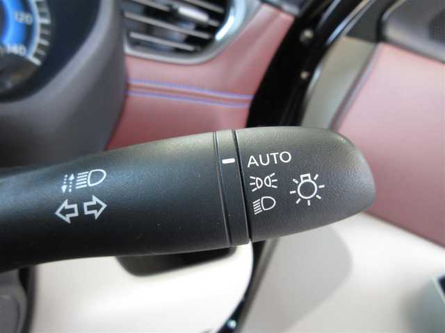 日産 ルークス オーテック 大阪府 2021(令3)年 2.9万km 茶Ⅱ メモリーナビ、フルセグＴＶ、ＣＤ、Ｂｌｕｅｔｏｏｔｈ/左ハンズフリーパワースライドドア/エマージェンシーブレーキ/アラウンドビューモニター/ハーフレザー調シート/前席シートヒーター/プッシュスタート/スマートキー/ＳＯＳコール/ロールサンシェード/シートバックテーブル/電動格納ウィンカーミラー/純正１４インチアルミホイール/プラズマクラスターリヤシーリングファン