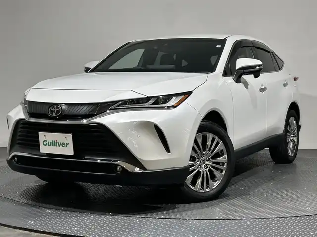 トヨタ ハリアー Z 愛媛県 2023(令5)年 1.9万km プラチナホワイトパールマイカ トヨタセーフティセンス/純正12.3インチディスプレイオーディオ+ナビ/フルセグTV/Miracast/Bluetooth/JBLプレミアムサウンド/ハーフレザーシート/純正ビルトインETC2.0/デジタルインナーミラー/純正ドライブレコーダー/ハンズフリーパワーバックドア/純正ゴムマット/D席パワーシート