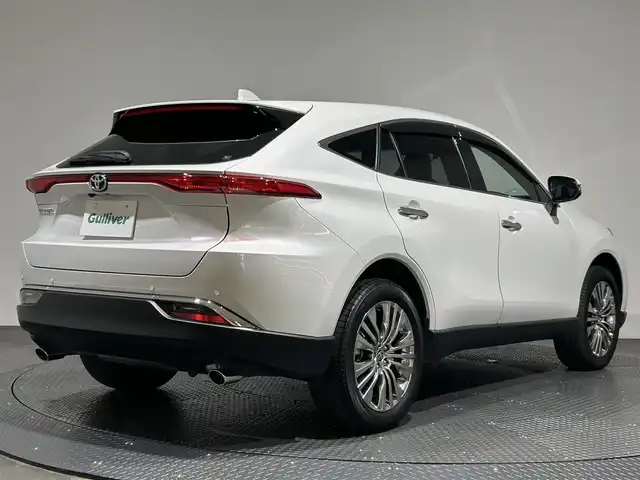 トヨタ ハリアー Z 愛媛県 2023(令5)年 1.9万km プラチナホワイトパールマイカ トヨタセーフティセンス/純正12.3インチディスプレイオーディオ+ナビ/フルセグTV/Miracast/Bluetooth/JBLプレミアムサウンド/ハーフレザーシート/純正ビルトインETC2.0/デジタルインナーミラー/純正ドライブレコーダー/ハンズフリーパワーバックドア/純正ゴムマット/D席パワーシート