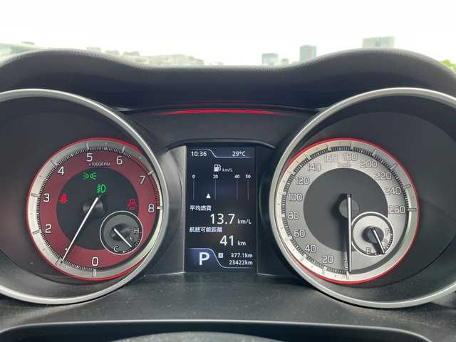 スズキ スイフト スポーツ 東京都 2022(令4)年 2.4万km プレミアムシルバーメタリック ワンオーナー/レーダークルーズコントロール/ナビ/　CD/DVD/フルセグ/BT/バックカメラ/LEDヘッドライト/運転席シートヒーター/ETC/パドルシフト/ドアバイザー/純正フロアマット/前後ドライブレコーダー/スマートキー×2/保証書/取扱説明書