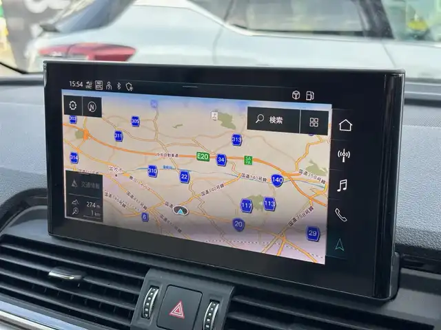アウディ アウディ Ｑ５ 40TDIクワトロ アドバンスド 山梨県 2022(令4)年 3.8万km 緑 パノラマSR/白革/ラグジュアリーP/マトリクスLED/全周囲カメラ/バーチャルC/純正メモリナビ/フルセグTV/プラスP/ACC/LKA/BSM/衝突軽減B/OP19インチAW/アンビエントライト/前後ドラレコ/電動リアゲート