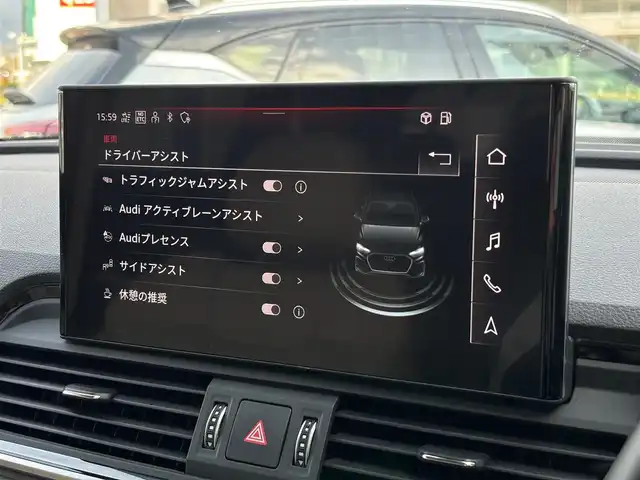 アウディ アウディ Ｑ５ 40TDIクワトロ アドバンスド 山梨県 2022(令4)年 3.8万km 緑 パノラマSR/白革/ラグジュアリーP/マトリクスLED/全周囲カメラ/バーチャルC/純正メモリナビ/フルセグTV/プラスP/ACC/LKA/BSM/衝突軽減B/OP19インチAW/アンビエントライト/前後ドラレコ/電動リアゲート