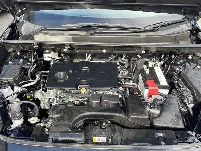 トヨタ ＲＡＶ４ G Zパッケージ 山口県 2023(令5)年 4.5万km アティチュードブラックマイカ パノラマムーンルーフ/10.5インチ純正ディスプレイオーディオ/・ナビ機能/・フルセグテレビ/・AM/FM/USB/Miracast/Apple CarPlay/HDMI/Bluetooth/パノラミックビューモニター/ETC2.0/ドライブレコーダー/デジタルインナーミラー/ブラインドスポットモニター/置くだけ充電/ステアリングヒーター/ステアリングスイッチ/パワーバックドア/電動パーキングブレーキ/オートブレーキホールド/スマートキー・スペアキー有/プッシュアップスタート/前席エアーシート/純正フロアマット/19インチ純正アルミホイール/3灯式LEDヘッドランプ/フォグランプ/Toyota Safety Sense/・プリクラッシュセーフティ/・レーントレーシングアシスト/・レーダークルーズコントロール/・オートマチックハイビーム/ワンオーナー/取扱説明書/保証書