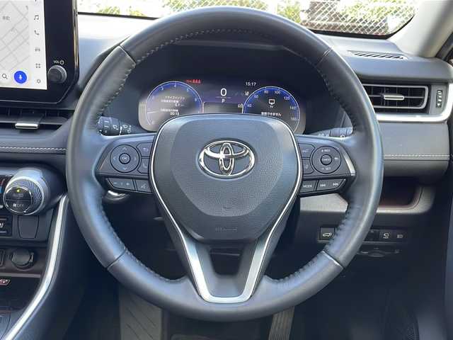 トヨタ ＲＡＶ４ G Zパッケージ 山口県 2023(令5)年 4.5万km アティチュードブラックマイカ パノラマムーンルーフ/10.5インチ純正ディスプレイオーディオ/・ナビ機能/・フルセグテレビ/・AM/FM/USB/Miracast/Apple CarPlay/HDMI/Bluetooth/パノラミックビューモニター/ETC2.0/ドライブレコーダー/デジタルインナーミラー/ブラインドスポットモニター/置くだけ充電/ステアリングヒーター/ステアリングスイッチ/パワーバックドア/電動パーキングブレーキ/オートブレーキホールド/スマートキー・スペアキー有/プッシュアップスタート/前席エアーシート/純正フロアマット/19インチ純正アルミホイール/3灯式LEDヘッドランプ/フォグランプ/Toyota Safety Sense/・プリクラッシュセーフティ/・レーントレーシングアシスト/・レーダークルーズコントロール/・オートマチックハイビーム/ワンオーナー/取扱説明書/保証書