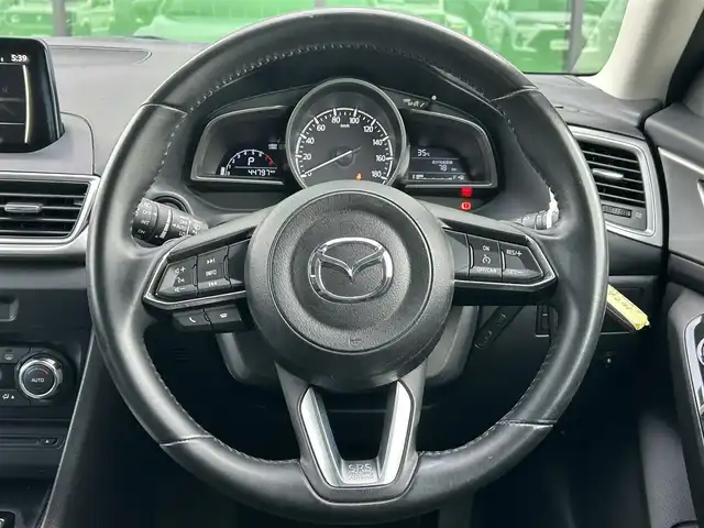 マツダ アクセラ スポーツ 15S 香川県 2016(平28)年 4.5万km マシーングレープレミアムM 禁煙車　/純正ナビ　/Ｂｌｕｅｔｏｏｔｈ接続　/Ｂカメラ　ＥＴＣ　/純正ＡＷ　/ＬＥＤヘッドライト　/オートライト　/Ｗサイドエアバック　/カーテンエアバック　/パワステ　/プッシュスタート　/スペアキー　/スマートキー