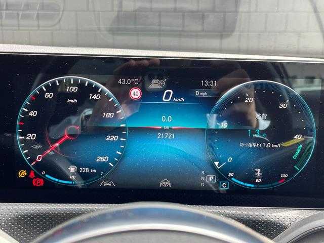 メルセデス・ベンツ Ａ２００ｄ AMGライン 埼玉県 2021(令3)年 2.2万km コスモスブラック 黒ハーフレザーシート/アドバンスドＰＫＧ/レーダーセーフティＰＫＧ/純正HDDナビ/（Bluetooth/USB/フルセグ）/３６０度カメラ/ＨＵＤ/シートヒーター/パワーシート/ドライブレコーダー/ＥＴＣ