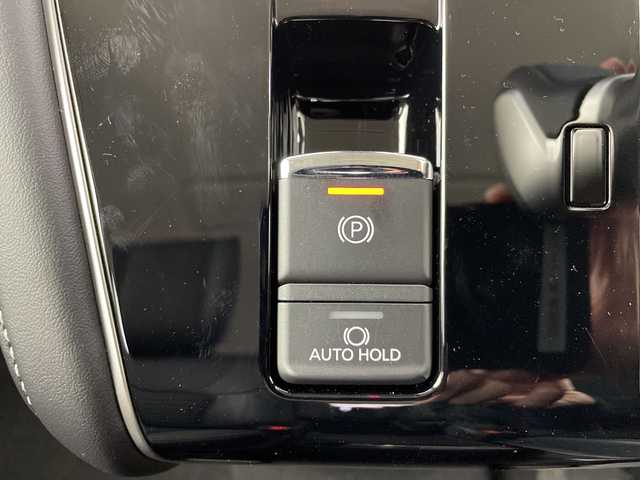 三菱 デリカＤ：５ シャモニー 大阪府 2025(令7)年 0.1千km グラファイトグレーメタリック/ブラックマイカ 4WD/ALPINE(EXIINX）/AppleCarPlay/ステップレス　（7人）D:5専用11型ナビゲーション/シートヒーター(D席N席)/ステアリングヒーター/電動リアゲート/両側パワースライドドア/純正18インチアルミホイール/横滑り防止装置/レーンキープアシスト/オートライト/オートマチックハイビーム/フォグランプ/スマートキー/衝突被害軽減システム/カーテンエアバック