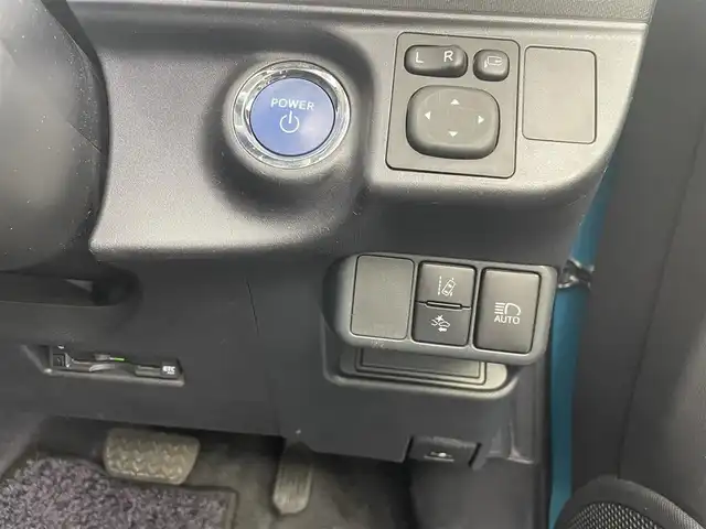 トヨタ アクア G ソフトレザーセレクション 茨城県 2017(平29)年 3.6万km クリアエメラルドパールクリスタルシャイン 純正ナビ/バックカメラ/ワンセグ/衝突被害軽減ブレーキ/車線逸脱抑制装置/オートマチックハイビーム/レザーシート/ETC/LEDヘッドライト/スマートキー