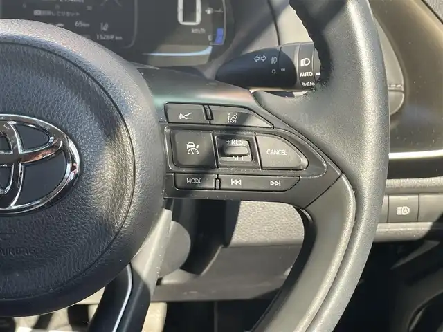 トヨタ アクア Z 宮崎県 2022(令4)年 1.6万km プラチナホワイトパールマイカ 純正10.5インチディスプレイ/（AM/FM/BT/DVD/フルセグTV）/ナビキット装着車/バックカメラ/前後ドラレコ/トヨタセーフティセンス/純正フロアマット/LEDヘッドライト/純正15インチAW/前後コーナーセンサー/保証書/取扱説明書