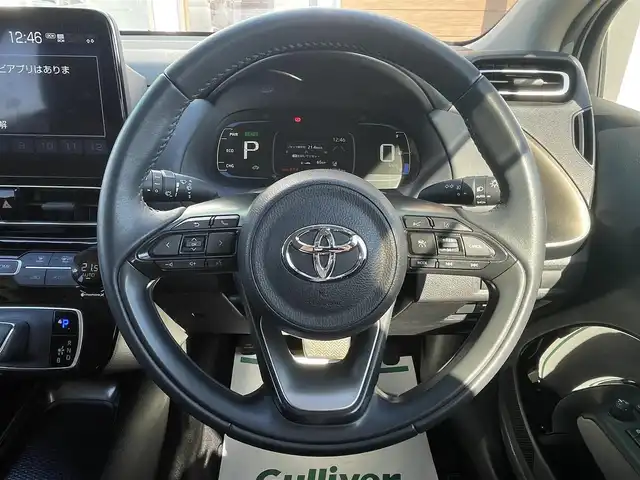 トヨタ アクア Z 宮崎県 2022(令4)年 1.6万km プラチナホワイトパールマイカ 純正10.5インチディスプレイ/（AM/FM/BT/DVD/フルセグTV）/ナビキット装着車/バックカメラ/前後ドラレコ/トヨタセーフティセンス/純正フロアマット/LEDヘッドライト/純正15インチAW/前後コーナーセンサー/保証書/取扱説明書