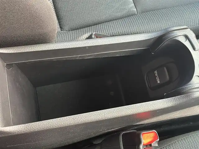 トヨタ アクア Z 宮崎県 2022(令4)年 1.6万km プラチナホワイトパールマイカ 純正10.5インチディスプレイ/（AM/FM/BT/DVD/フルセグTV）/ナビキット装着車/バックカメラ/前後ドラレコ/トヨタセーフティセンス/純正フロアマット/LEDヘッドライト/純正15インチAW/前後コーナーセンサー/保証書/取扱説明書