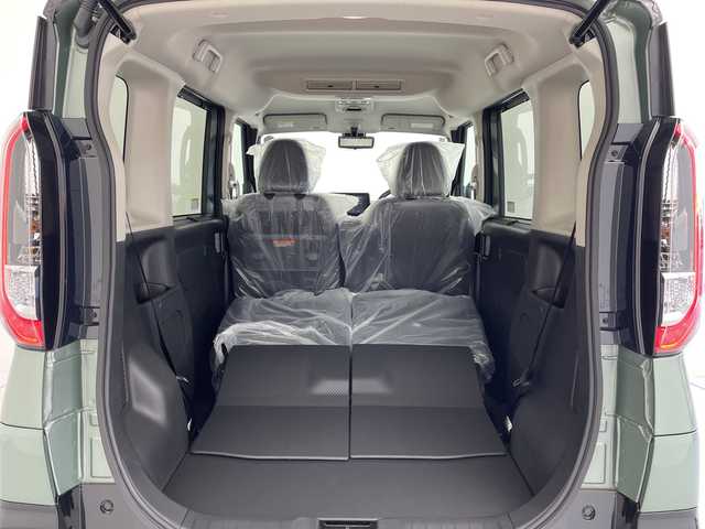 三菱 デリカミニ T プレミアム 愛知県 2025(令7)年 0.1千km 緑Ⅱ 届出済未使用車　9km/純正9インチディスプレイオーディオ/・Bluetooth/・スマートフォン接続/全方位モニター/デジタルインナーミラー/シートヒーター/ステアリングヒーター/両側パワースライドドア/衝突軽減ブレーキ/レーンキープアシスト/オートマチックハイビーム/ダウンヒルアシストコントロール/前後コーナーセンサー/レーダークルーズコントロール/LEDヘッドライト