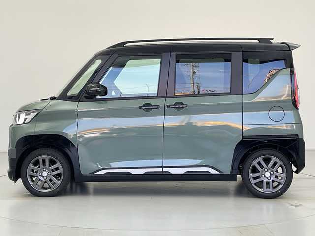 三菱 デリカミニ T プレミアム 愛知県 2025(令7)年 0.1千km 緑Ⅱ 届出済未使用車　9km/純正9インチディスプレイオーディオ/・Bluetooth/・スマートフォン接続/全方位モニター/デジタルインナーミラー/シートヒーター/ステアリングヒーター/両側パワースライドドア/衝突軽減ブレーキ/レーンキープアシスト/オートマチックハイビーム/ダウンヒルアシストコントロール/前後コーナーセンサー/レーダークルーズコントロール/LEDヘッドライト