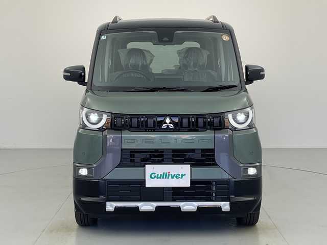 三菱 デリカミニ T プレミアム 愛知県 2025(令7)年 0.1千km 緑Ⅱ 届出済未使用車　9km/純正9インチディスプレイオーディオ/・Bluetooth/・スマートフォン接続/全方位モニター/デジタルインナーミラー/シートヒーター/ステアリングヒーター/両側パワースライドドア/衝突軽減ブレーキ/レーンキープアシスト/オートマチックハイビーム/ダウンヒルアシストコントロール/前後コーナーセンサー/レーダークルーズコントロール/LEDヘッドライト