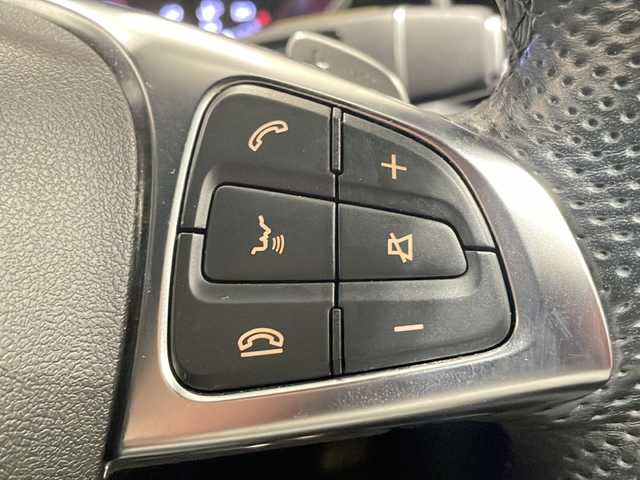 メルセデス・ベンツ ＧＬＣ２５０ 4マチックスポーツ 新潟県 2019(平31)年 4.3万km ポーラホワイト レーダーセーフティパッケージ/-アクティブブレーキアシスト/-PRE SAFEプラス/-アクティブレーンキーピングアシスト/-アクティブブラインドスポットアシスト/-アクティブディスタンスアシストディストロニック/純正HDDナビ/(CD/DVD/Bluetooth/USB/フルセグTV)/360°カメラシステム/ヘッドアップディスプレイ/AIR BODY CONTROLサスペンション/純正19インチアルミホイール/LEDヘッドライト/パワーバックドア/ハーフレザーシート/シートヒーター/パワーシート/パドルシフト/キーレスゴー