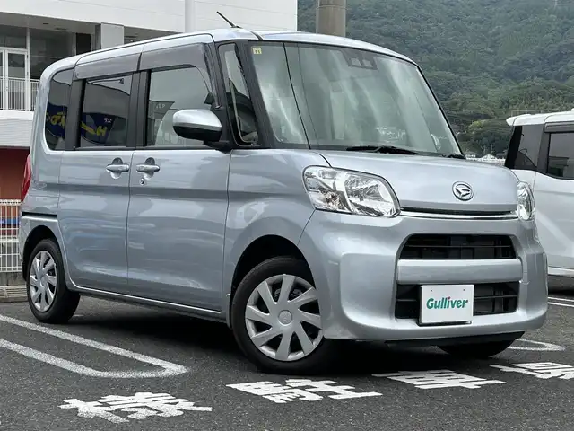 ダイハツ タント L SA Ⅲ 長崎県 2018(平30)年 1万km ブライトシルバーメタリック 純正オーディオ(FM/AM/CD)/アイドリングストップ/両側スライドドア/純正フロアマット/オートマチックハイビーム/ABS/横滑り防止装置/衝突被害軽減システム/後方コーナーセンサー/リモコンキー/SRSダブルエアバッグ/取扱説明書/保証書