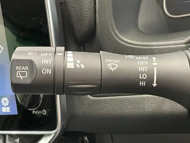 日産 リーフ X Vセレクション 鹿児島県 2021(令3)年 3.3万km ブリリアントホワイトパール/オーロラフレアブルーパール 2トーン 禁煙車/純正ナビ/(フルセグTV/Bluetooth/AppleCarPlay/AndroidAuto)/アラウンドビューモニター/デジタルインナーミラー/インテリジェント エマージェンシーブレーキ/LDW（車線逸脱警報）/ヒルスタートアシストフロント&バックソナー/標識検知機能（進入禁止）/踏み間違い衝突防止アシスト/インテリジェント BSI（後側方衝突防止支援システム）/BSW（後側方車両検知警報）/RCTA（後退時車両検知警報）/インテリジェント LI（車線逸脱防止支援システム）/インテリジェント DA（ふらつき警報）/プロパイロット/全席シートヒーター/ステアリングヒーター/ドライブレコーダー/ETC/電動格納ミラー