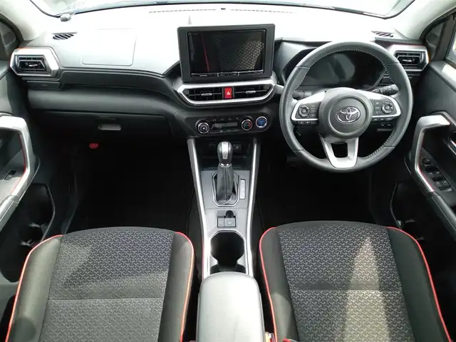 トヨタ ライズ Z 福井県 2023(令5)年 1.9万km ブラックマイカメタリック パイオニア9インチナビ/フルセグテレビ/バックカメラ/ブラインドスポットモニター/レーダークルーズコントロール/前後コーナーセンサー/衝突被害軽減システム/横滑り防止装置/レーンキープアシスト/盗難防止装置/パーキングアシスト/シートヒーター/前後ドライブレコーダー/ETC/ダブル＋サイドエアバッグ/カーテンエアバッグ/純正フロアマット/純正17インチAW/LEDヘッドライト/オートマチックハイビーム/スマートキー