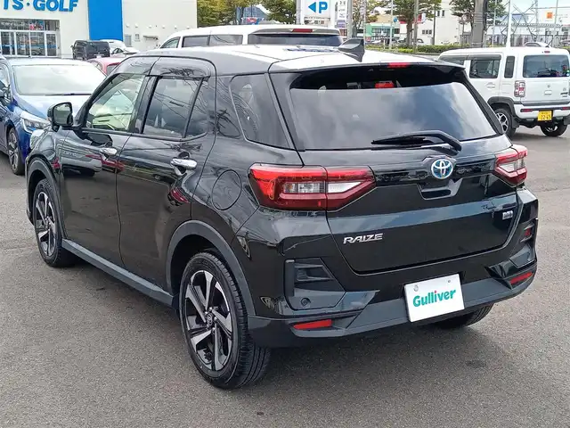 トヨタ ライズ Z 福井県 2023(令5)年 1.9万km ブラックマイカメタリック パイオニア9インチナビ/フルセグテレビ/バックカメラ/ブラインドスポットモニター/レーダークルーズコントロール/前後コーナーセンサー/衝突被害軽減システム/横滑り防止装置/レーンキープアシスト/盗難防止装置/パーキングアシスト/シートヒーター/前後ドライブレコーダー/ETC/ダブル＋サイドエアバッグ/カーテンエアバッグ/純正フロアマット/純正17インチAW/LEDヘッドライト/オートマチックハイビーム/スマートキー