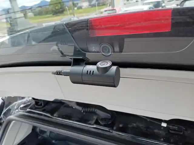 トヨタ ライズ Z 福井県 2023(令5)年 1.9万km ブラックマイカメタリック パイオニア9インチナビ/フルセグテレビ/バックカメラ/ブラインドスポットモニター/レーダークルーズコントロール/前後コーナーセンサー/衝突被害軽減システム/横滑り防止装置/レーンキープアシスト/盗難防止装置/パーキングアシスト/シートヒーター/前後ドライブレコーダー/ETC/ダブル＋サイドエアバッグ/カーテンエアバッグ/純正フロアマット/純正17インチAW/LEDヘッドライト/オートマチックハイビーム/スマートキー