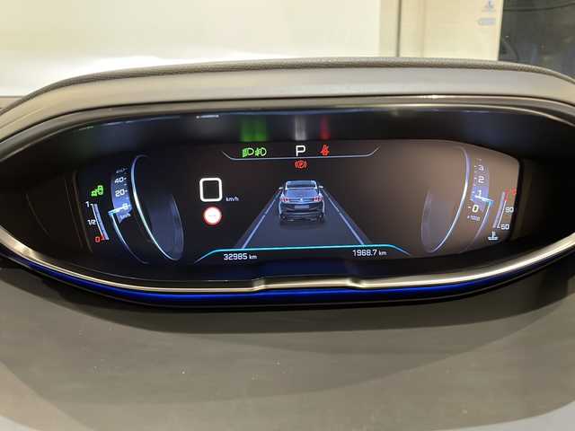 プジョー ３００８ クロスシティ 新潟県 2018(平30)年 3.3万km 茶 純正ナビ/・TV/FM/AM/Bluetooth/クルーズコントロール/レーンキープ/ブラインドスポットモニター/バックカメラ/ハーフレザー/パワーシート/シートヒーター/ETC/LEDヘッドライト/電動リアゲート/純正18インチAW/アイドリングストップ/パドルシフト/ワイヤレス充電