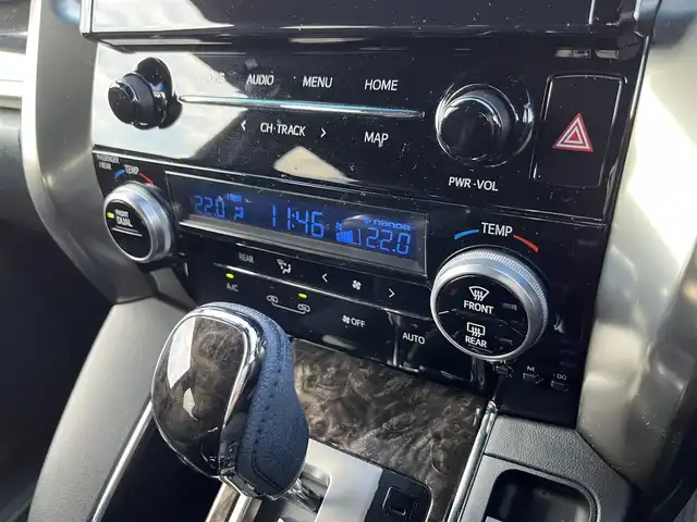 トヨタ アルファード S タイプゴールドⅡ 鳥取県 2021(令3)年 6.7万km ホワイトパールクリスタルシャイン ワンオーナー/純正9インチDPオーディオ/DVD/CD/USB/BT/バックカメラ/純正フリップダウンモニター/ビルトインETC/ドライブレコーダー/ハーフレザーシート/トヨタセーフティセンス/オートマチックハイビーム/レーダークルーズコントロール/レーンキープアシスト/両側パワースライドドア/クリアランスソナー/LEDヘットライト/LEDフォグライト/純正18インチアルミホイール/プッシュエンジンスタート/フロアマット/保証書・取扱説明書/スペアキー/スタットレス積込み/(タイヤ溝8部山)