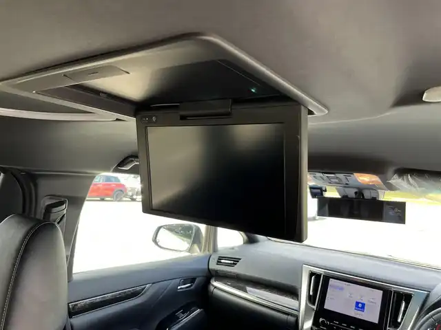 トヨタ アルファード S タイプゴールドⅡ 鳥取県 2021(令3)年 6.7万km ホワイトパールクリスタルシャイン ワンオーナー/純正9インチDPオーディオ/DVD/CD/USB/BT/バックカメラ/純正フリップダウンモニター/ビルトインETC/ドライブレコーダー/ハーフレザーシート/トヨタセーフティセンス/オートマチックハイビーム/レーダークルーズコントロール/レーンキープアシスト/両側パワースライドドア/クリアランスソナー/LEDヘットライト/LEDフォグライト/純正18インチアルミホイール/プッシュエンジンスタート/フロアマット/保証書・取扱説明書/スペアキー/スタットレス積込み/(タイヤ溝8部山)