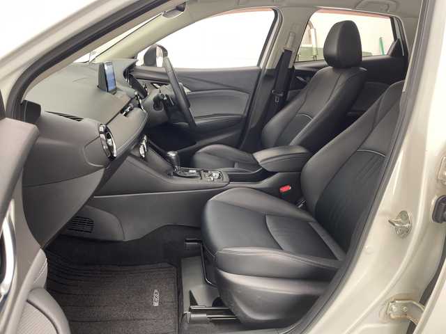 マツダ ＣＸ－３ 20SプロアクティブSパッケージ 宮崎県 2019(令1)年 4.3万km スノーフレイクホワイトパールマイカ i-ACTIVSENSE/〇スマートブレーキサポート/〇スマートシティブレーキサポート/〇ブラインドスポットモニター/〇車線逸脱警報システム/〇交通標識認識システム/〇ドライバーアテンションアラート/〇コーナーセンサー/〇オートマチックハイビーム/〇レーダークルーズコントロール/純正7インチナビ/フルセグTV/CD/DVD/Bluetooth/360°ビューモニター/ヘッドアップディスプレイ/ハーフレザーシート/シートヒーター/ハンドルヒーター/パドルシフト/LEDヘッドライト/純正18インチAW/ETC/アイドリングストップ/スマートキー×２/保証書/取扱説明書