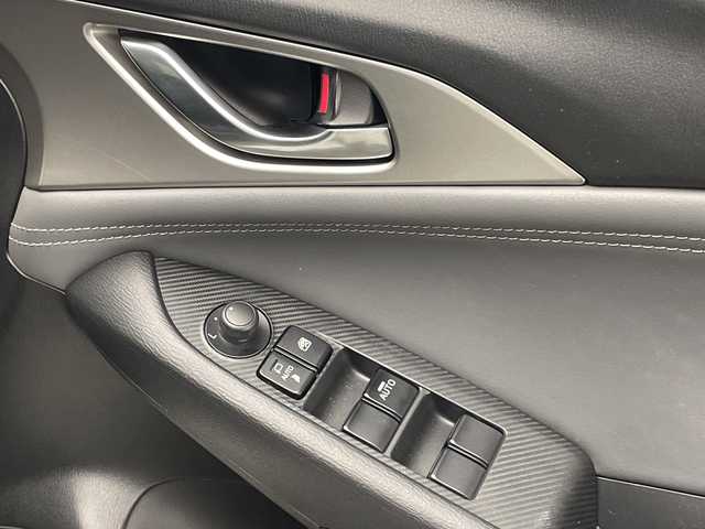 マツダ ＣＸ－３ 20SプロアクティブSパッケージ 宮崎県 2019(令1)年 4.3万km スノーフレイクホワイトパールマイカ i-ACTIVSENSE/〇スマートブレーキサポート/〇スマートシティブレーキサポート/〇ブラインドスポットモニター/〇車線逸脱警報システム/〇交通標識認識システム/〇ドライバーアテンションアラート/〇コーナーセンサー/〇オートマチックハイビーム/〇レーダークルーズコントロール/純正7インチナビ/フルセグTV/CD/DVD/Bluetooth/360°ビューモニター/ヘッドアップディスプレイ/ハーフレザーシート/シートヒーター/ハンドルヒーター/パドルシフト/LEDヘッドライト/純正18インチAW/ETC/アイドリングストップ/スマートキー×２/保証書/取扱説明書