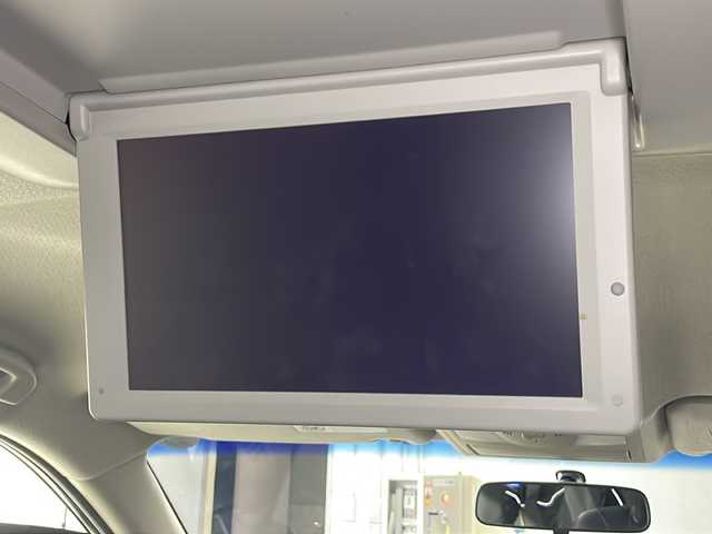 日産 エルグランド 250ハイウェイスターS 広島県 2017(平29)年 6.9万km ファントムブラック 禁煙車/純正ナビ/全周囲カメラ/後席フリップダウンモニター/純正エアロ/パワースライドドア/１００Ｖ給電/ＭＴモード付ＡＴシフト/ＥＴＣ/フルセグ/オットマン/クルーズコントロール/ＬＥＤヘッドライト/フォグランプ/エアバッグ(運転席/助手席/サイド/カーテン)/純正18インチアルミホイール(225/55/R18)