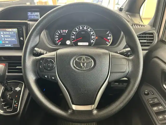 トヨタ ノア X 道央・札幌 2014(平26)年 6.6万km ダークシェリーマイカM ・4WD/・寒冷地仕様/・社外ナビ/フルセグTV/DVD/CD/BT/・バックカメラ/・ALPINEリヤフリップダウンモニター/・社外エンジンスターター/・ドライブレコーダー/・両側パワースライドドア/・アイドリングストップ/・ワイパーデアイサー/・ETC/・LEDヘッドライト/・フロントフォグ/・プッシュスタート/・スマートキー/・横滑り防止/・ドアバイザー/・電格ミラー/・夏タイヤ社外15インチAW積込