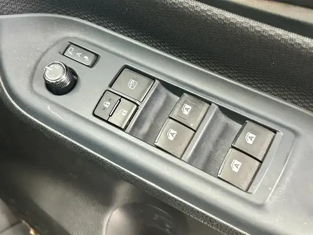 トヨタ ノア X 道央・札幌 2014(平26)年 6.6万km ダークシェリーマイカM ・4WD/・寒冷地仕様/・社外ナビ/フルセグTV/DVD/CD/BT/・バックカメラ/・ALPINEリヤフリップダウンモニター/・社外エンジンスターター/・ドライブレコーダー/・両側パワースライドドア/・アイドリングストップ/・ワイパーデアイサー/・ETC/・LEDヘッドライト/・フロントフォグ/・プッシュスタート/・スマートキー/・横滑り防止/・ドアバイザー/・電格ミラー/・夏タイヤ社外15インチAW積込