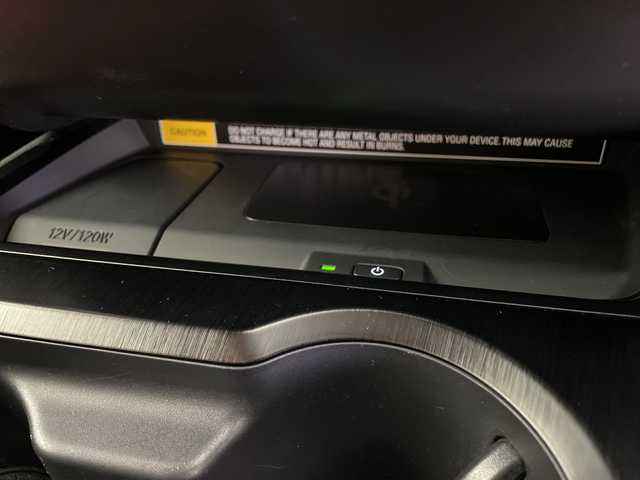 レクサス ＵＸ 250h Fスポーツ 鹿児島県 2020(令2)年 1.9万km ホワイトノーヴァガラスフレーク 純正10型ナビ/サンルーフ/三眼LEDヘッドライト/全方位カメラ/レーダークルーズコントロール/シートヒーター/エアシート/バックカメラ/パワーシート/ヘッドアップディスプレイ/コーナーセンサー/純正アルミホイール/ルーフレール/ETC2.0/ブラインドスポットモニター/パドルシフト/ステアリングヒーター/オートマチックハイビーム/ドライブレコーダー/衝突軽減システム/フルセグ/CD DVD/Bluetooth/ステアリングスイッチ/スマートキー/プッシュスタート