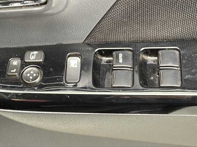 スズキ ワゴンＲ スティングレー X 福島県 2015(平27)年 12.1万km クリスタルホワイトP レーダーブレーキサポート　社外ナビ　バックＣ　ＢＴ　フルセグＴＶ　ＥＴＣ　ステリモ　スマートキー　スペアキー　前席シートヒーター　衝突軽減　電格ミラー　ＬＥＤヘッドライト　フォグランプ　純正ＡＷ装着