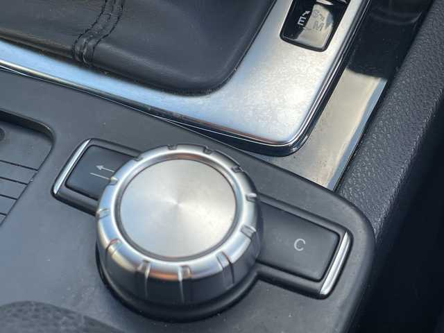 メルセデス・ベンツ Ｃ２００ ブルーエフィシェンシーW AVG 千葉県 2013(平25)年 7.2万km マグネタイトブラック ＡＭＧスポーツパッケージ　ナビ　バックカメラ　フルセグＴＶ　ＢＴ　ハーフレザー　メモリーパワーシート　ウッドパネル　パドルシフト　ルーフレール　ＡＭＧ１７インチアルミホイール　ＡＭＧフロアマット